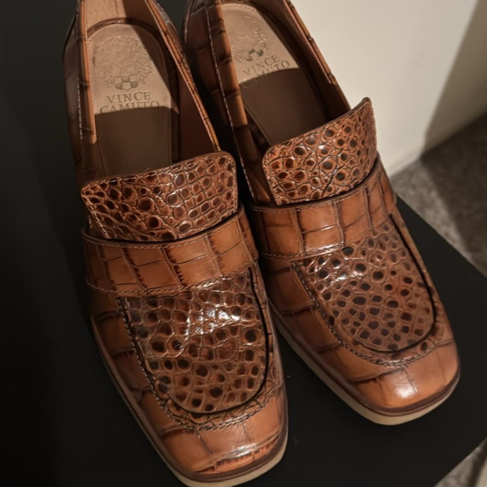 Vince Camuto Tan Crocodile Pattern Loafers